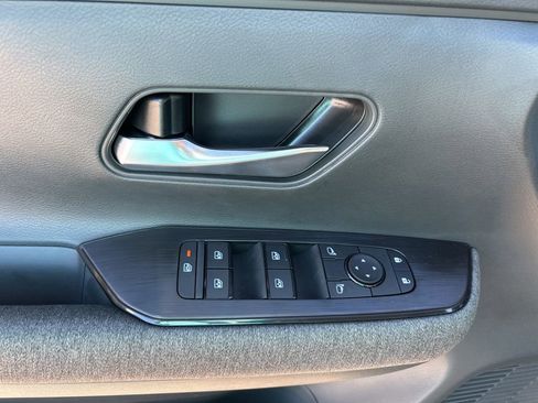 New 2026 Nissan Kicks SV image 12