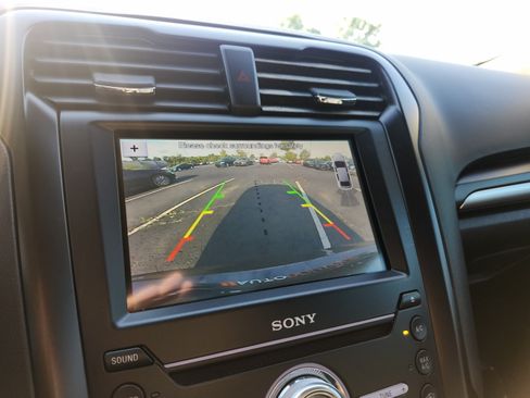Used 2019 Ford Fusion Titanium FWD image 19