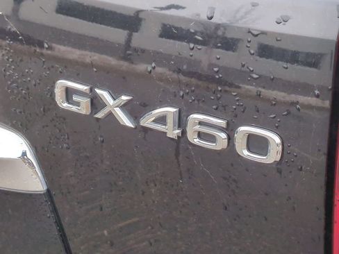 Used 2011 Lexus GX 460 w/ Comfort Plus Pkg image 12