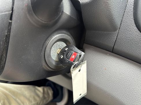 Used 2015 Nissan NV200 SV w/ Technology Package image 23