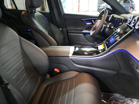 New 2026 Mercedes-Benz GLC 300 4MATIC image 10
