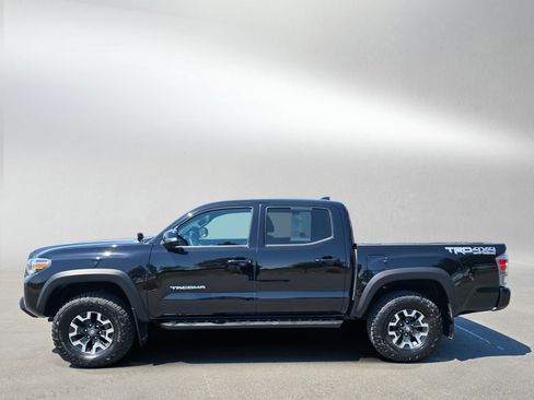 Used 2021 Toyota Tacoma TRD Off-Road AWD/4WD image 2