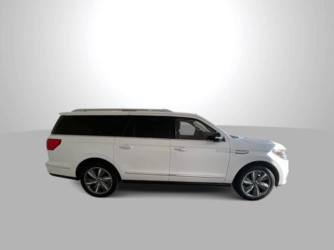 Used 2019 Lincoln Navigator L Reserve AWD/4WD image 9
