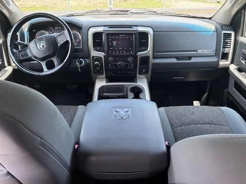 Used 2018 RAM 1500 Big Horn AWD/4WD image 11