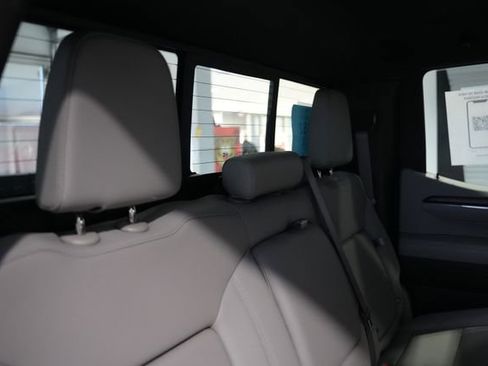 Used 2024 GMC Sierra 1500 SLT w/ SLT Premium Plus Package image 19