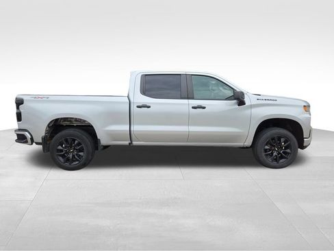 Used 2021 Chevrolet Silverado 1500 Custom w/ LPO, Dark Essentials Package AWD/4WD image 3