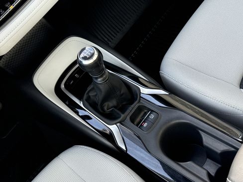 Used 2019 Toyota Corolla SE image 14