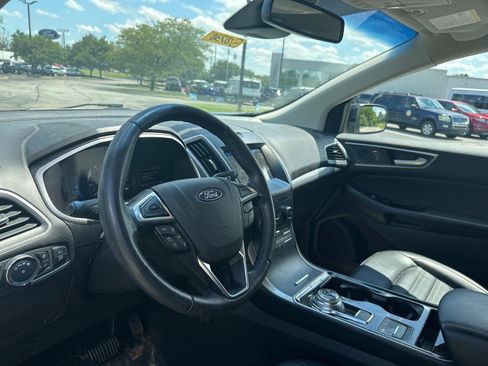 Certified 2019 Ford Edge SEL w/ Equipment Group 201A AWD/4WD image 7