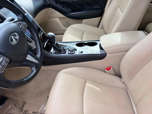 Used 2016 INFINITI Q50 3.0t Premium w/ 3.0T Premium Plus Package RWD image 17