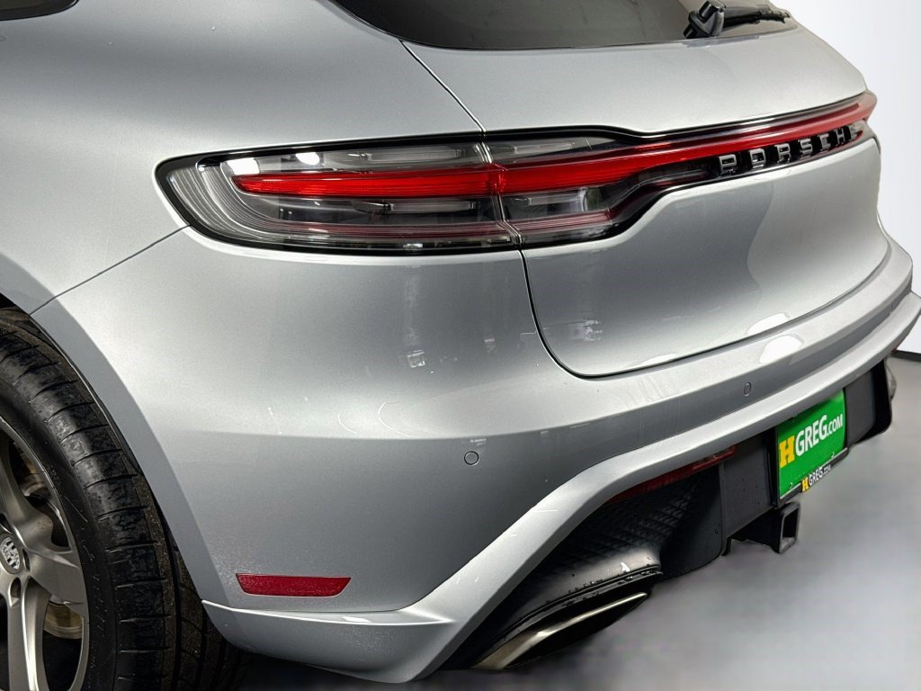 Used 2023 Porsche Macan AWD/4WD image 35