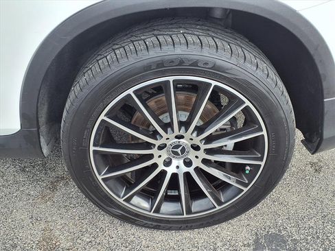 Used 2022 Mercedes-Benz GLC 300 image 25
