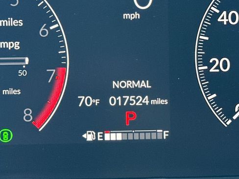 Used 2025 Honda Odyssey Touring image 21