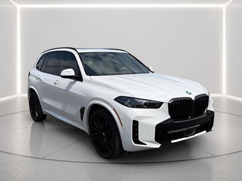 Used 2026 BMW X5 xDrive40i w/ M Sport Package AWD/4WD image 7