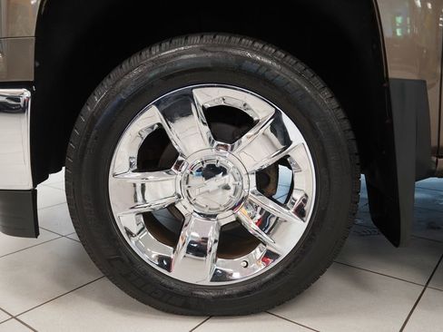 Used 2014 Chevrolet Silverado 1500 LTZ AWD/4WD image 15