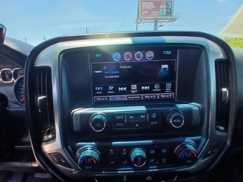 Used 2018 Chevrolet Silverado 1500 LT w/ All Star Edition AWD/4WD image 29