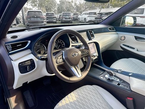 Used 2019 INFINITI QX50 Essential w/ Sensory Package image 10