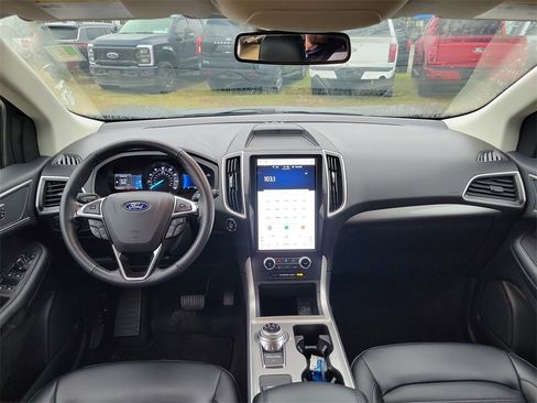 Used 2024 Ford Edge SEL image 26