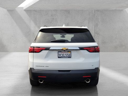 Used 2023 Chevrolet Traverse LT AWD/4WD image 5