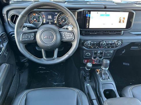 New 2025 Jeep Wrangler Unlimited Rubicon 392 image 13