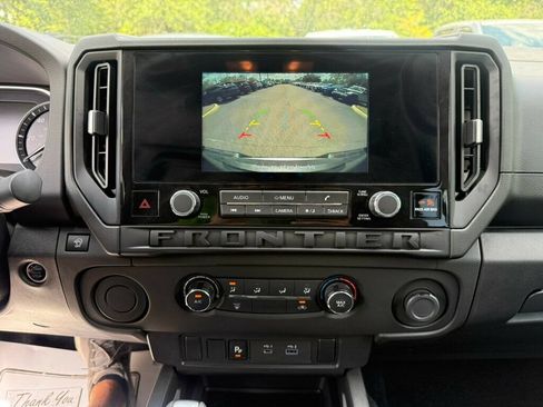 Used 2025 Nissan Frontier S RWD image 6