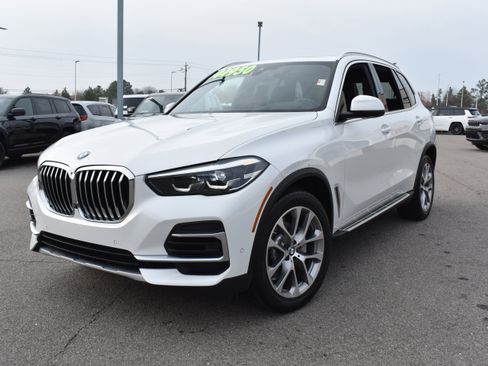 Used 2023 BMW X5 sDrive40i w/ Premium Package image 5