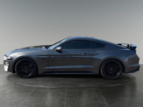 Used 2019 Ford Mustang GT RWD image 5
