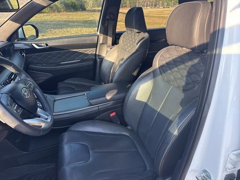 Used 2022 Hyundai Palisade Calligraphy image 19