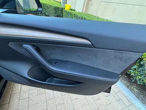 Used 2023 Tesla Model 3 Standard Range image 28