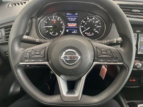 Used 2020 Nissan Rogue S image 12