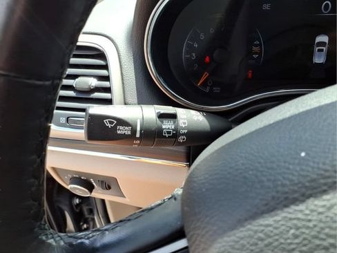 Used 2021 Jeep Grand Cherokee Limited AWD/4WD image 30