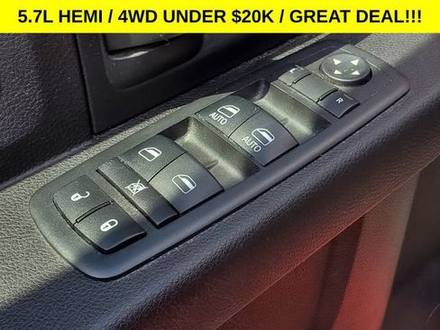 Used 2017 RAM 1500 Express w/ Express Value Package AWD/4WD image 7