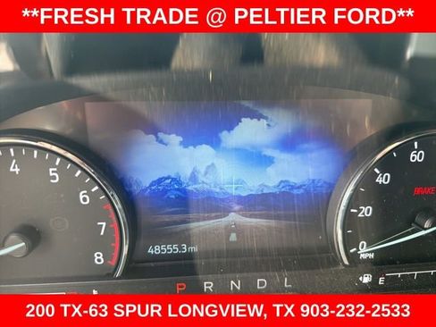 Used 2022 Ford Explorer XLT image 16