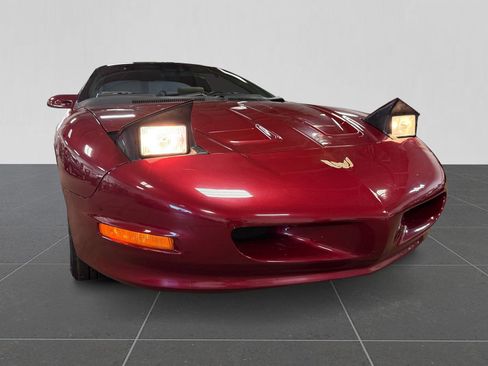 Used 1995 Pontiac Firebird Coupe image 41