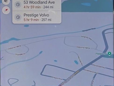 Used 2023 Volvo XC40 B5 Core w/ Convenience Package image 21