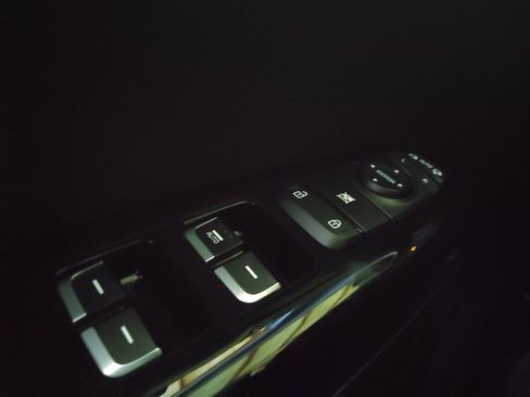 Used 2021 Kia Sportage EX FWD image 27