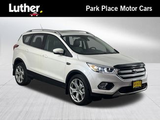 Used 2019 Ford Escape Titanium video 1