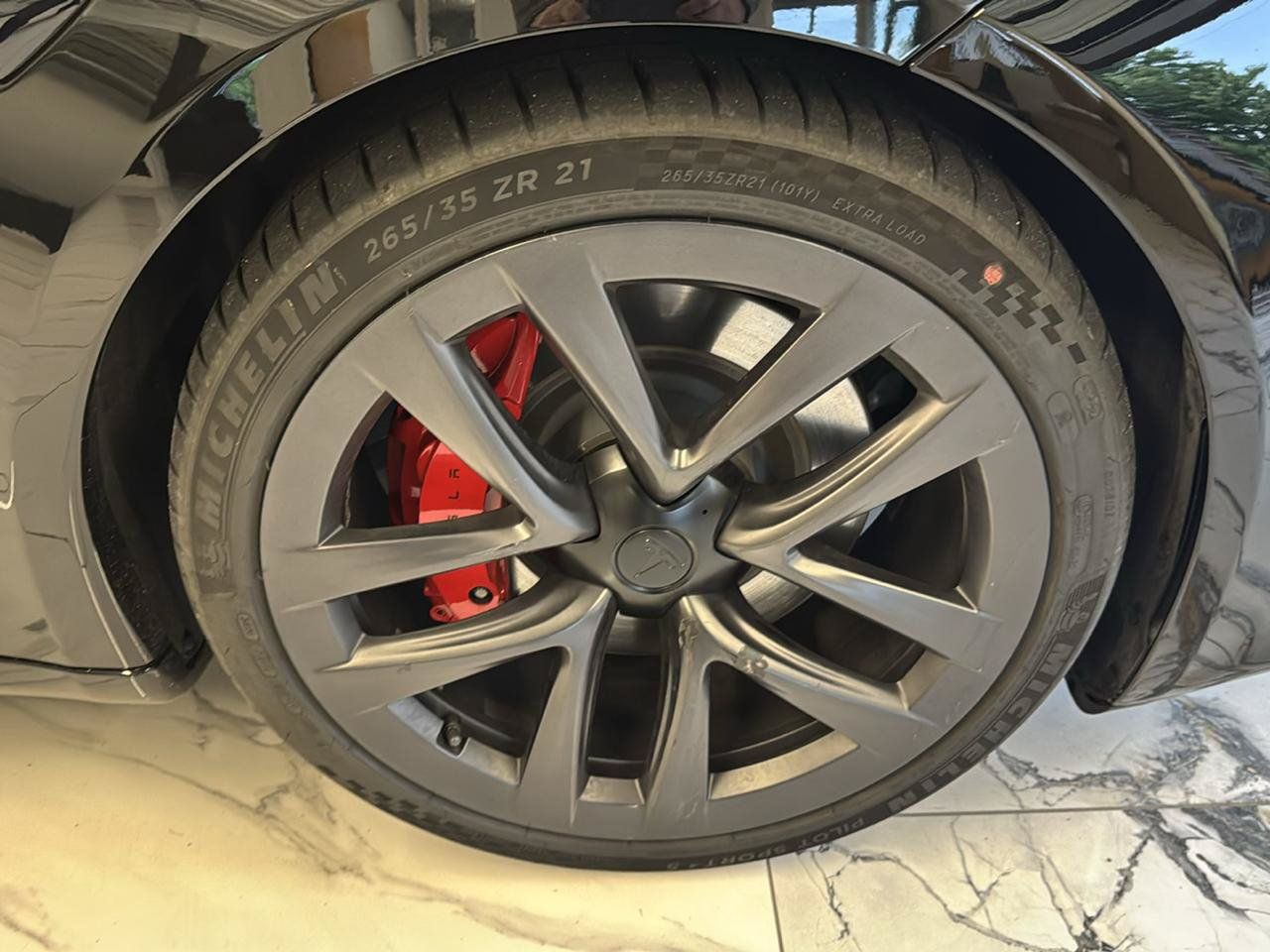 Used 2024 Tesla Model S Plaid AWD/4WD image 31