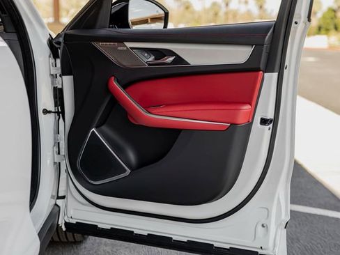 New 2026 Jaguar F-PACE R-Dynamic S image 25