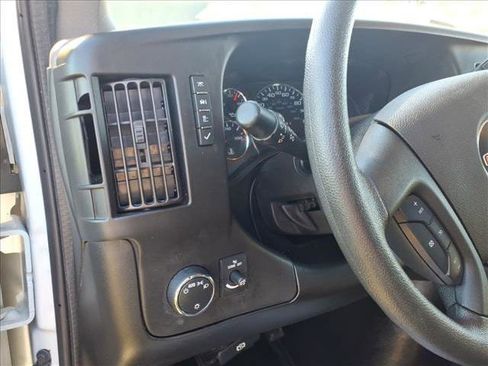 Used 2021 GMC Savana 2500 w/ Driver Convenience Package image 21