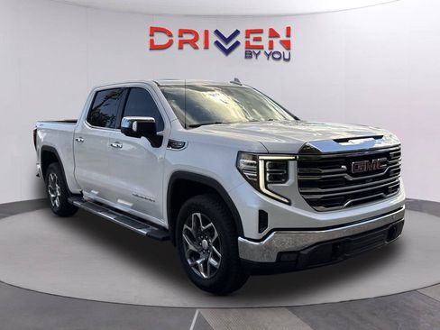 Used 2024 GMC Sierra 1500 SLT w/ SLT Premium Plus Package AWD/4WD image 2
