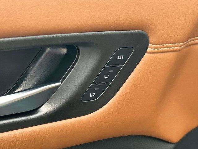 New 2026 Nissan Pathfinder Platinum AWD/4WD image 25
