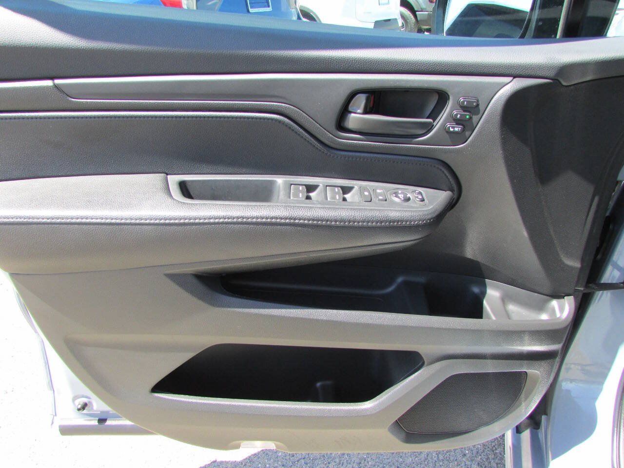 Used 2024 Honda Odyssey Sport image 15