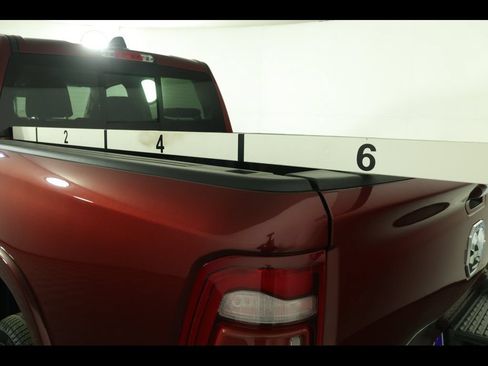 Used 2022 RAM 1500 Laramie AWD/4WD image 12