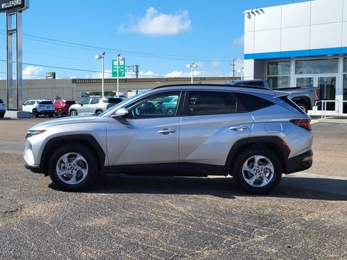 Used 2024 Hyundai Tucson SEL FWD image 2