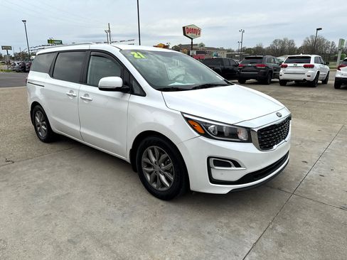 Used 2021 Kia Sedona EX image 6