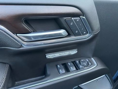 Used 2024 GMC Sierra 1500 Denali w/ Technology Package image 32