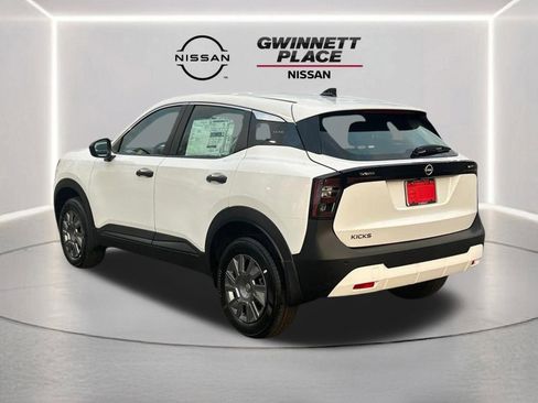 New 2026 Nissan Kicks S image 7