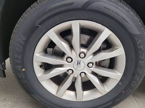 Used 2018 Dodge Durango SXT w/ Quick Order Package 2BB AWD/4WD image 31
