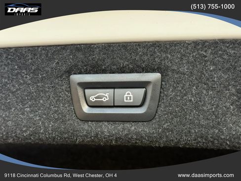 Used 2019 BMW M550i xDrive AWD/4WD image 40