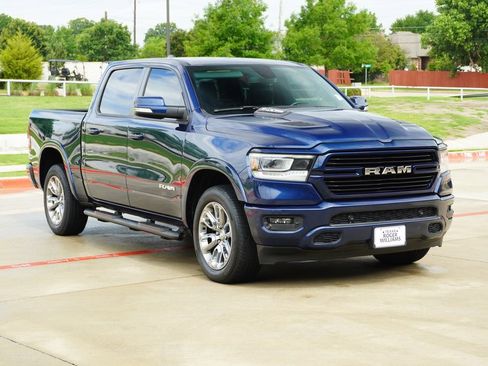 Used 2020 RAM 1500 Laramie w/ Sport Appearance Package AWD/4WD image 6